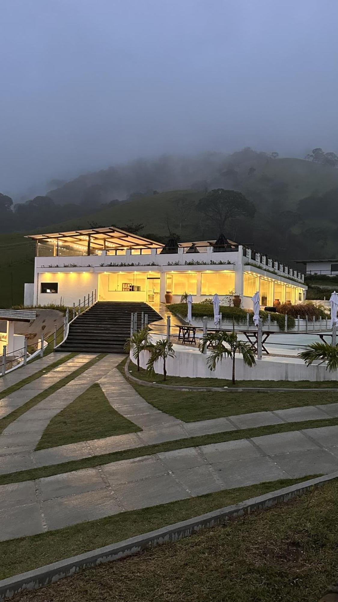 Village Sana Apart Hotel Bagian luar foto